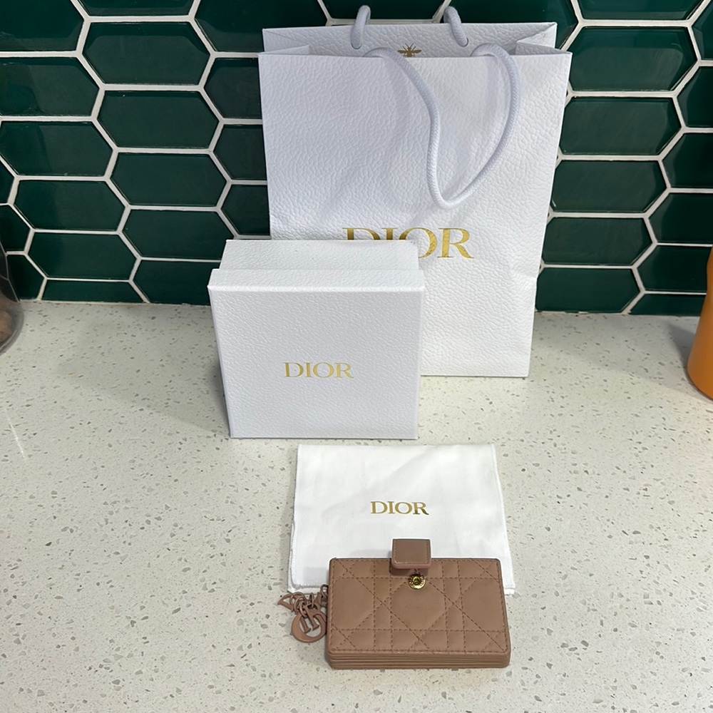 Lady dior 5 gusset card holder